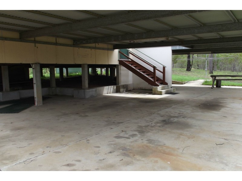211 Railway Road, Booyal QLD 4671