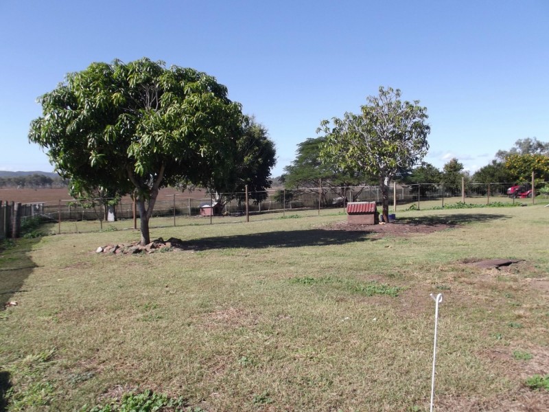 379 Old Coach Road, Biggenden QLD 4621