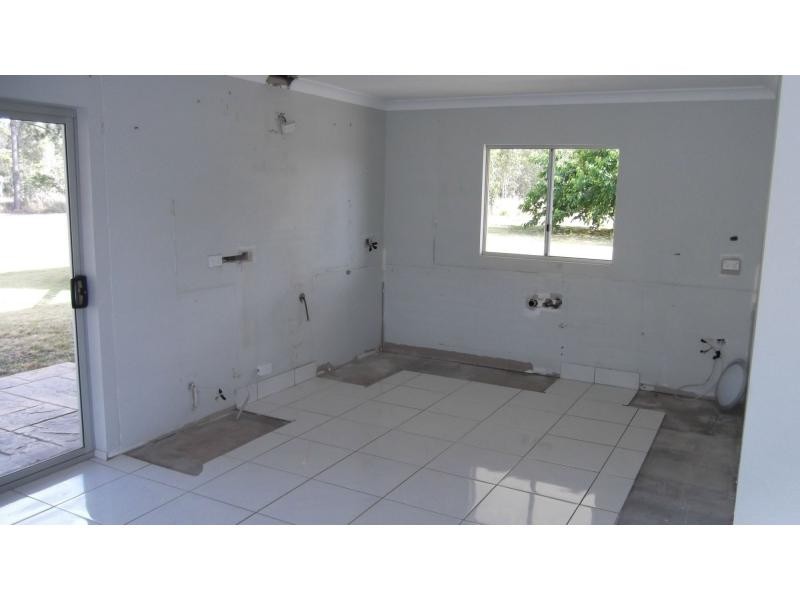27936 Bruce Highway , Childers, Isis River QLD 4660