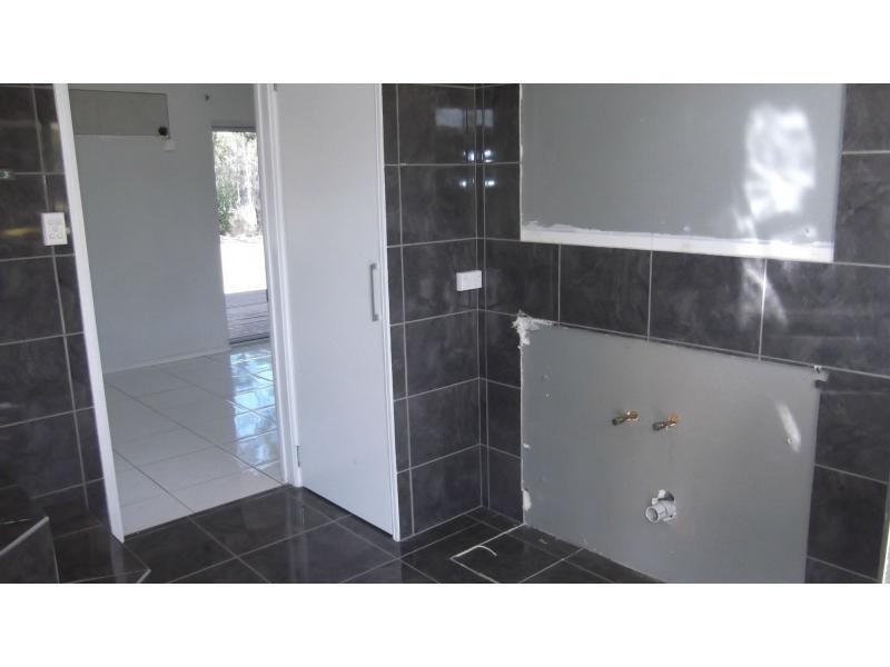 27936 Bruce Highway , Childers, Isis River QLD 4660