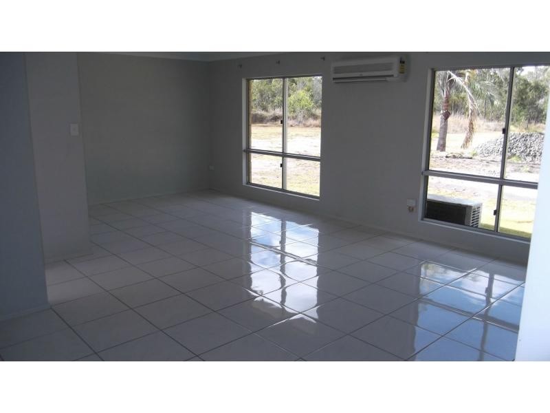 27936 Bruce Highway , Childers, Isis River QLD 4660