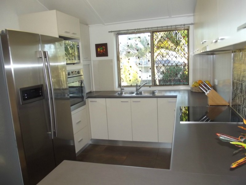 34 North Street, Childers QLD 4660