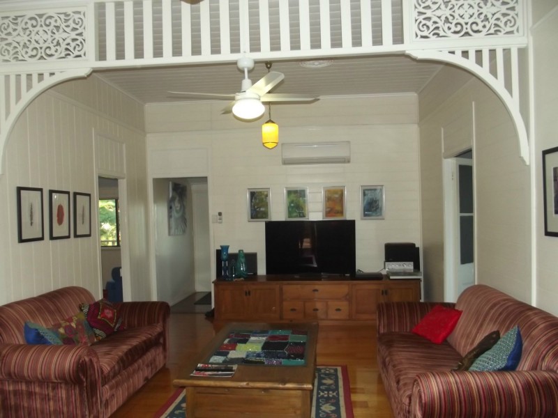 34 North Street, Childers QLD 4660