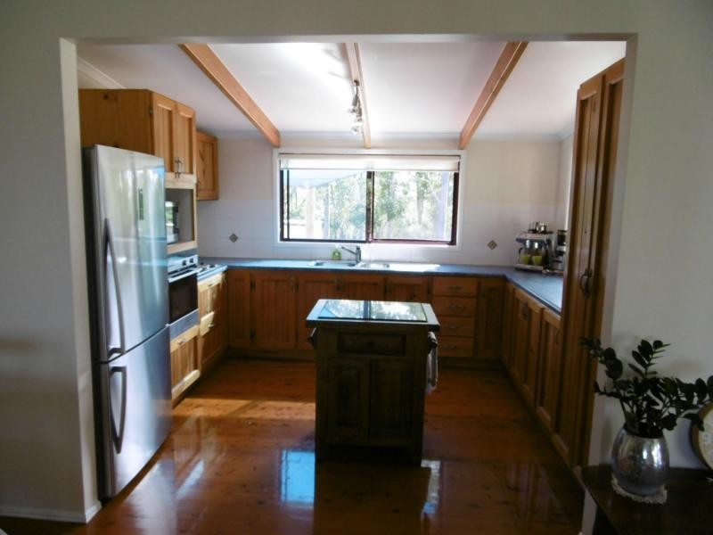 32 Lakeview Drive, Childers, Apple Tree Creek QLD 4660