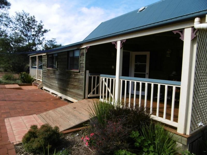 32 Lakeview Drive, Childers, Apple Tree Creek QLD 4660