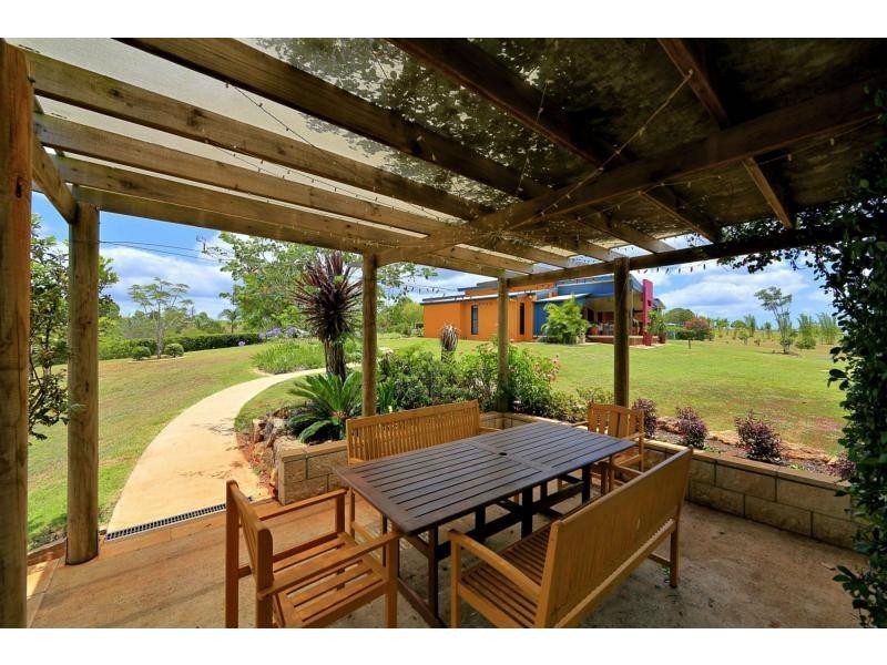 38 Huxley Road, Childers QLD 4660