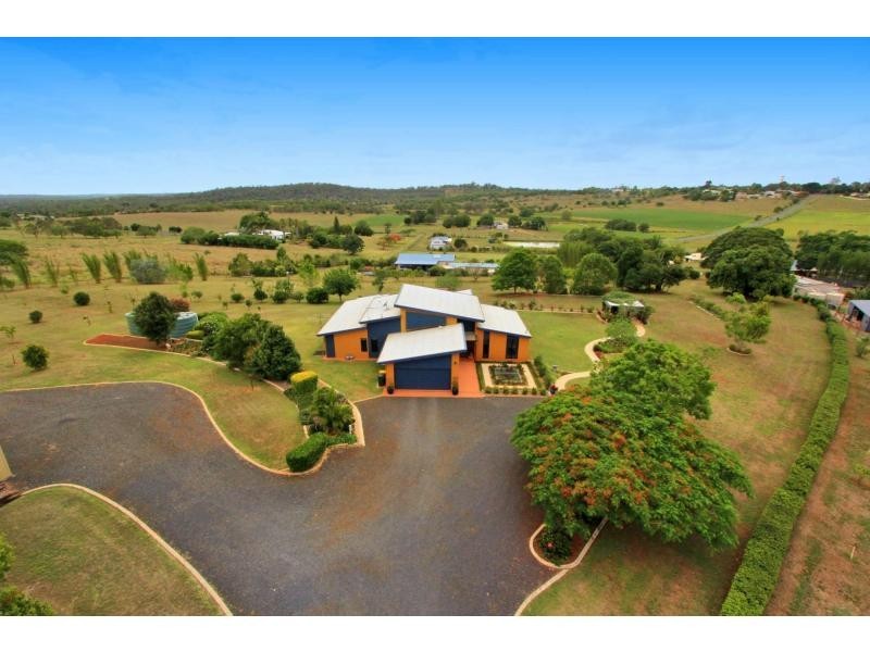 38 Huxley Road, Childers QLD 4660