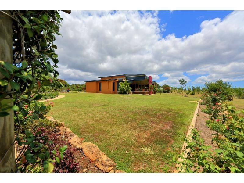 38 Huxley Road, Childers QLD 4660