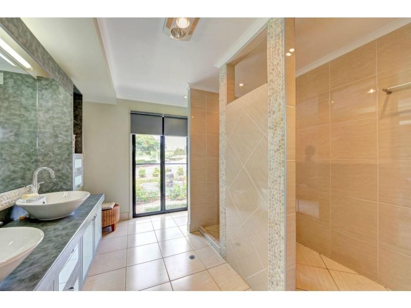 38 Huxley Road, Childers QLD 4660