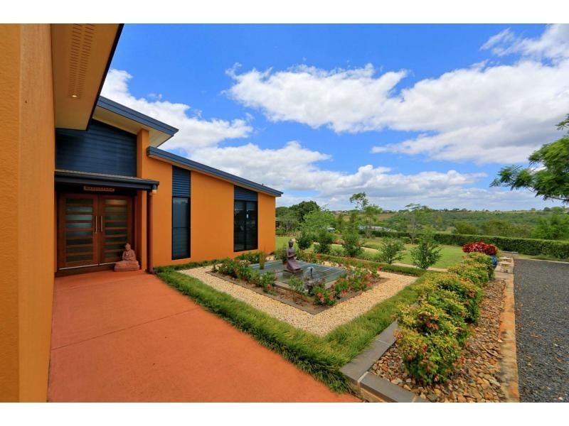 38 Huxley Road, Childers QLD 4660