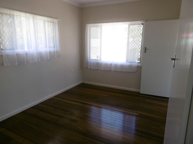 8 Premier Terrace, Bundaberg, South Bingera QLD 4670