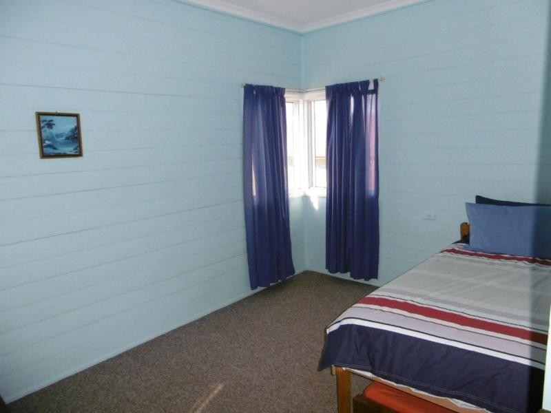 17 West Street, Childers QLD 4660