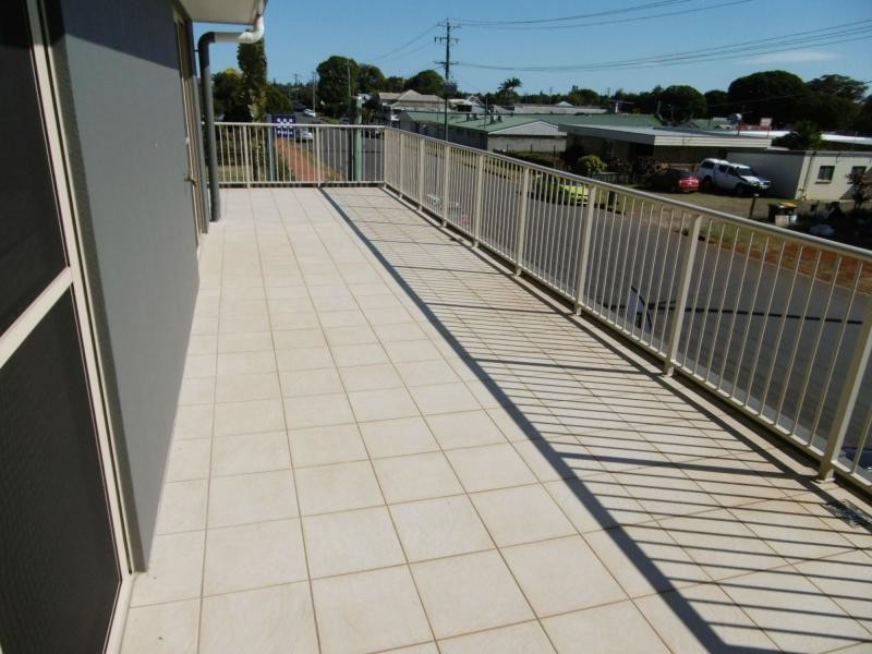 4/2 Mcilwraith Street, Childers QLD 4660