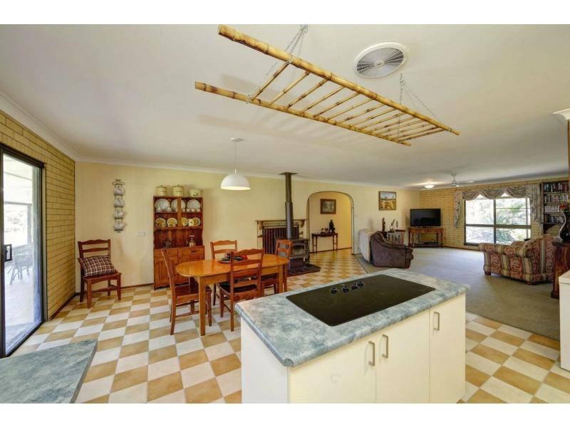 124 Garryowen Road, Childers, Redridge QLD 4660