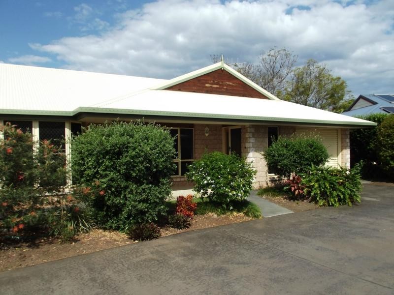 2/40 Macrossan Street, Childers QLD 4660