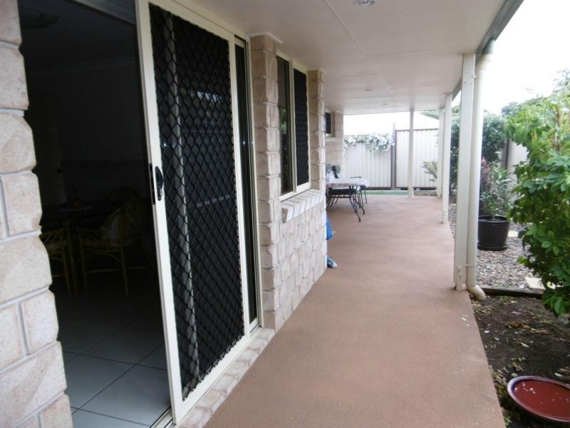 2/40 Macrossan Street, Childers QLD 4660