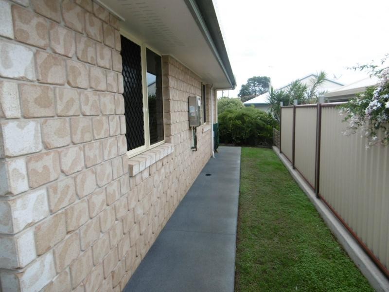 2/40 Macrossan Street, Childers QLD 4660