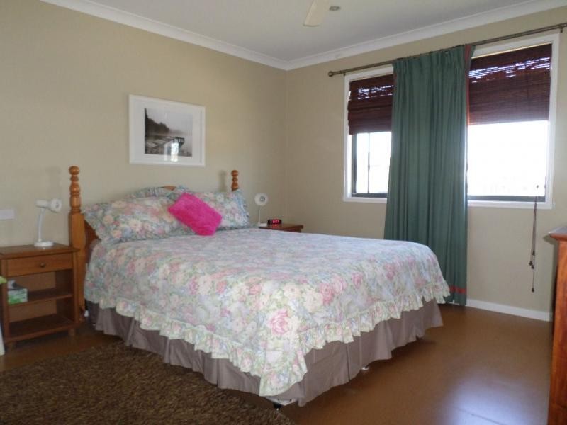 27 Watkins Street, Buxton QLD 4660