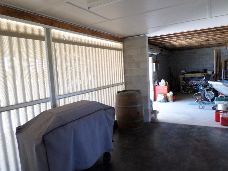 27 Watkins Street, Buxton QLD 4660