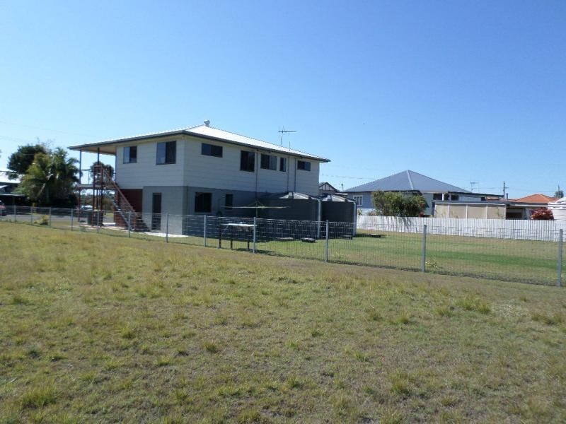 27 Watkins Street, Buxton QLD 4660