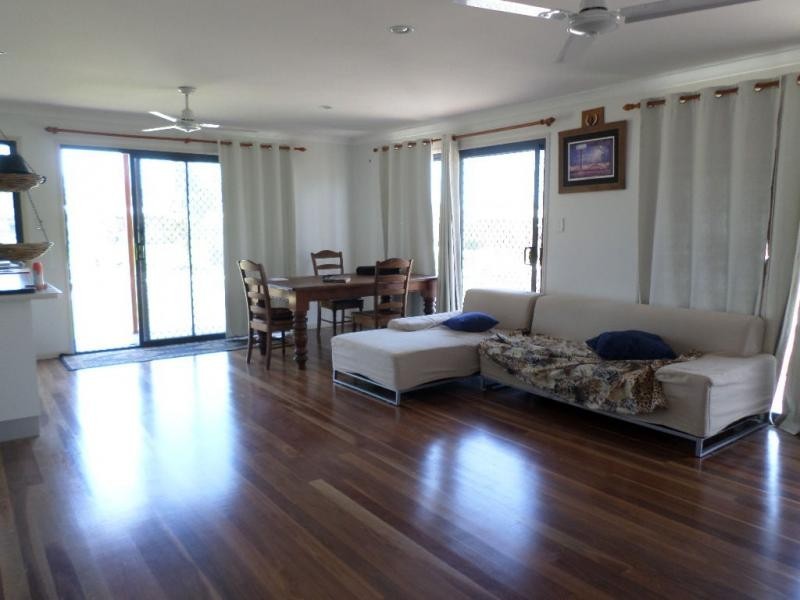 27 Steley Street, Buxton QLD 4660