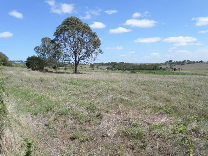 89 North Isis Road, Childers QLD 4660