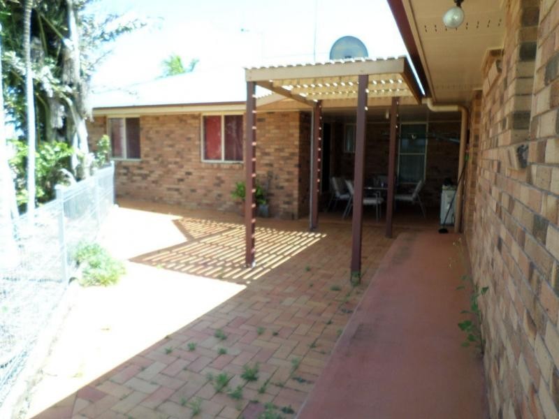 89 North Isis Road, Childers QLD 4660