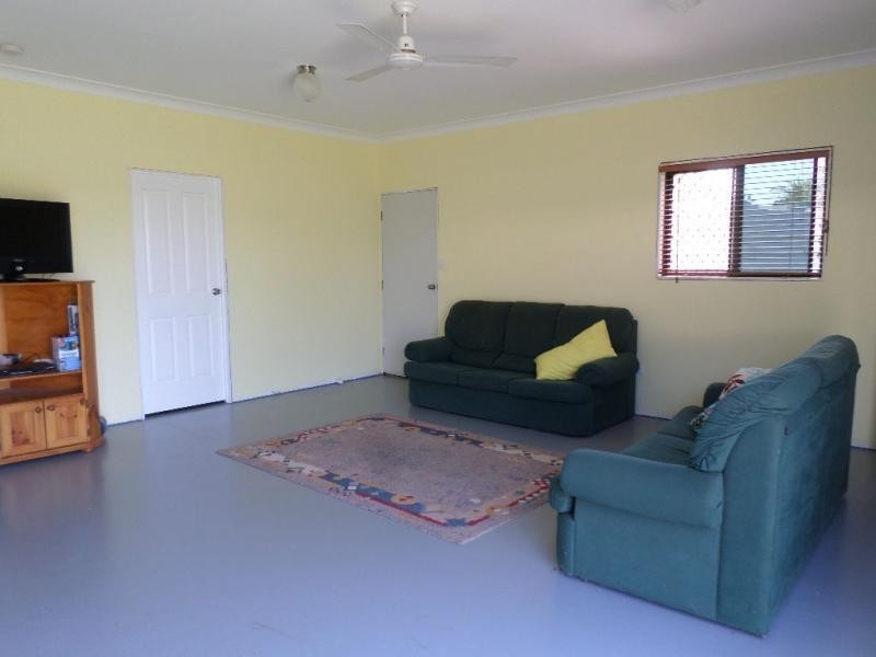 1 Hull Street, Buxton QLD 4660