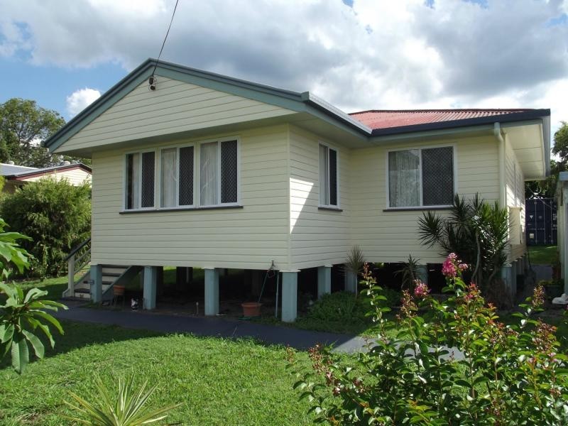 66 Edward Street, Biggenden QLD 4621