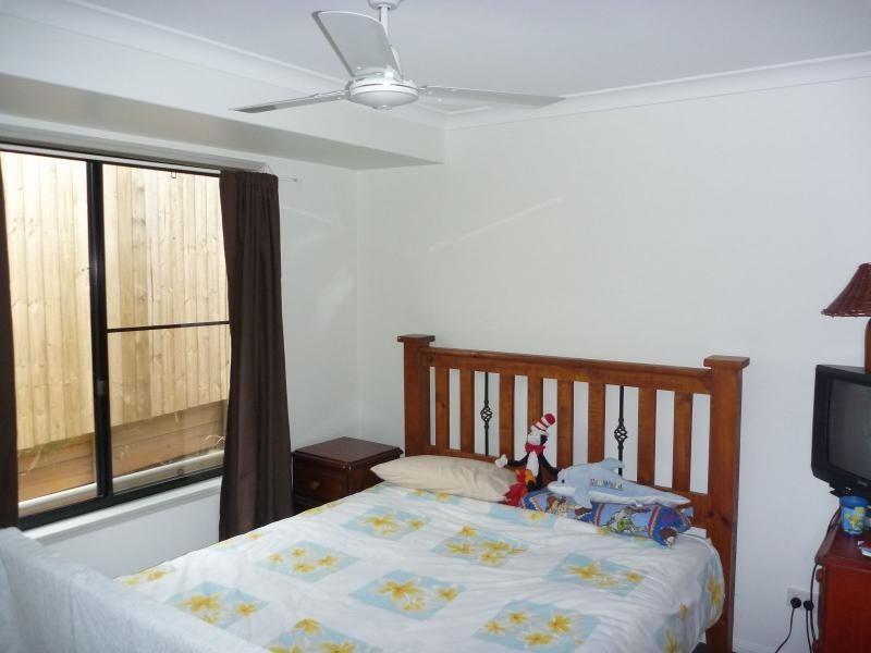 26 Pioneer Avenue, Childers QLD 4660