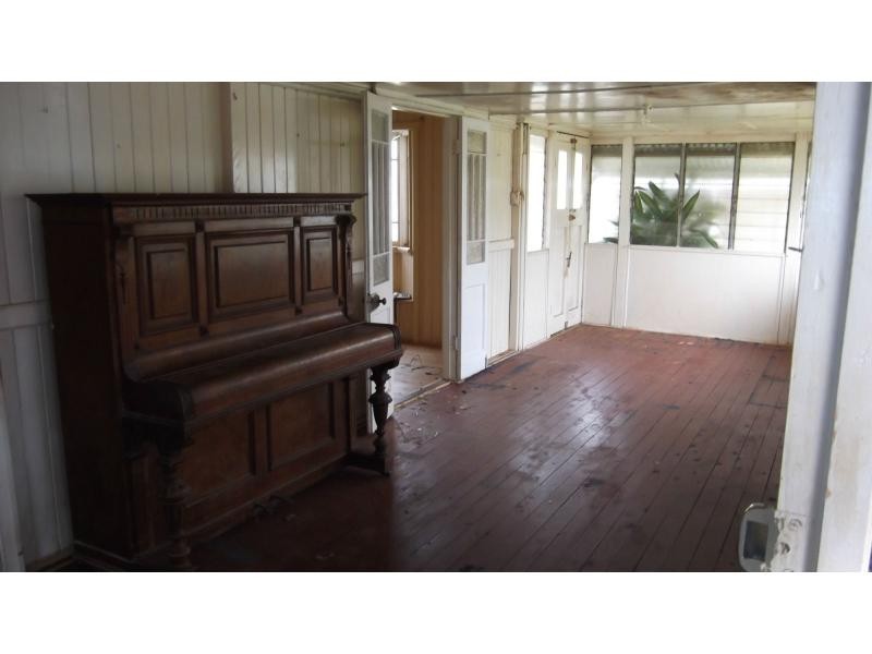 7 Lord Street, Childers QLD 4660