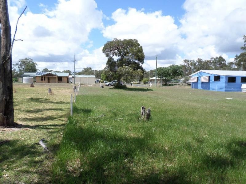 32 Travis Street, Buxton QLD 4660