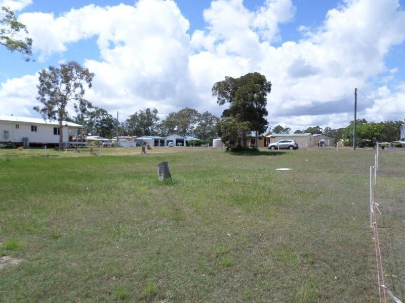 32 Travis Street, Buxton QLD 4660
