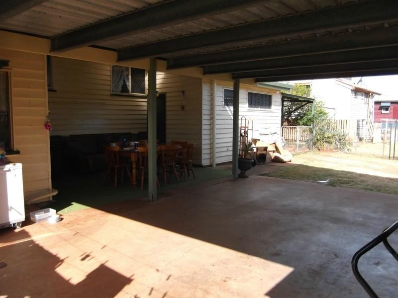 182 Churchill Street, Childers QLD 4660