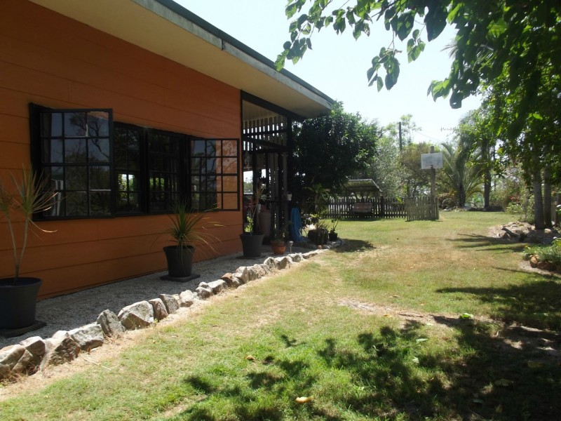 574 Rainbows Road, South Isis QLD 4660