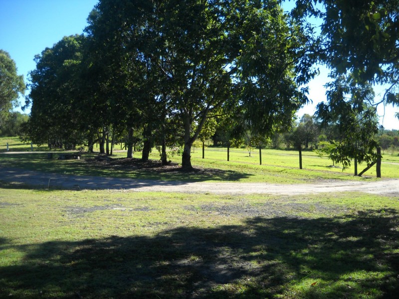 574 Rainbows Road, South Isis QLD 4660