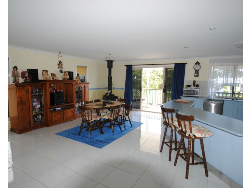 33 Travis Street, Buxton QLD 4660