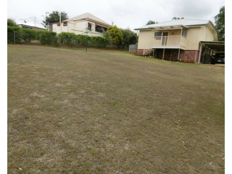 4 Nelson Street, Childers QLD 4660