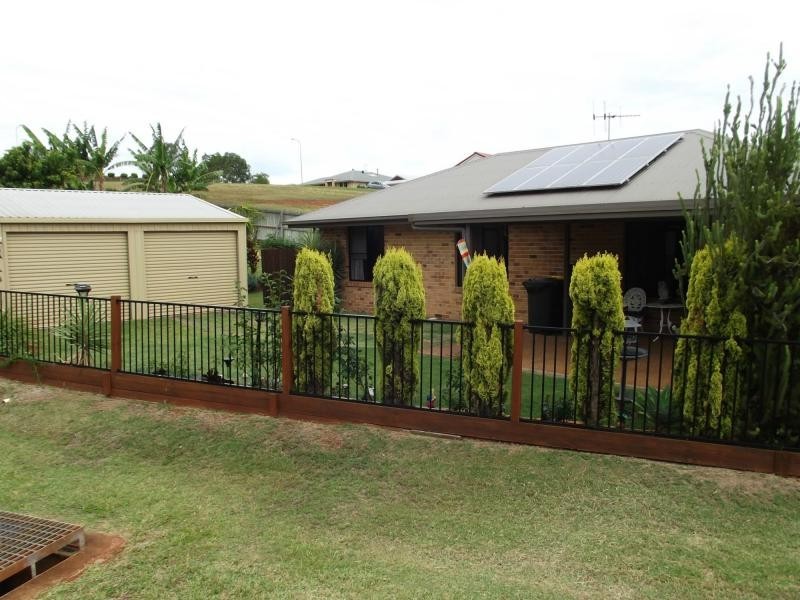 10 Hendle Street, Childers QLD 4660