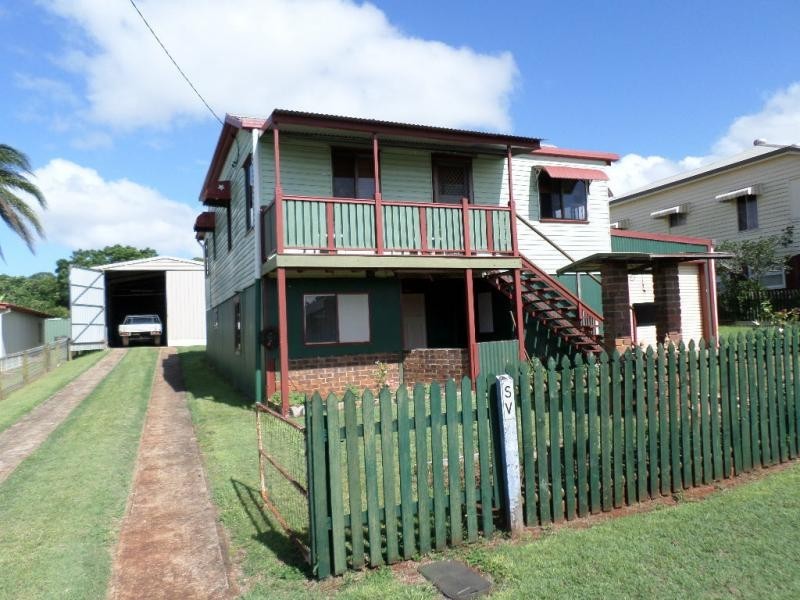 30 North Street, Childers QLD 4660
