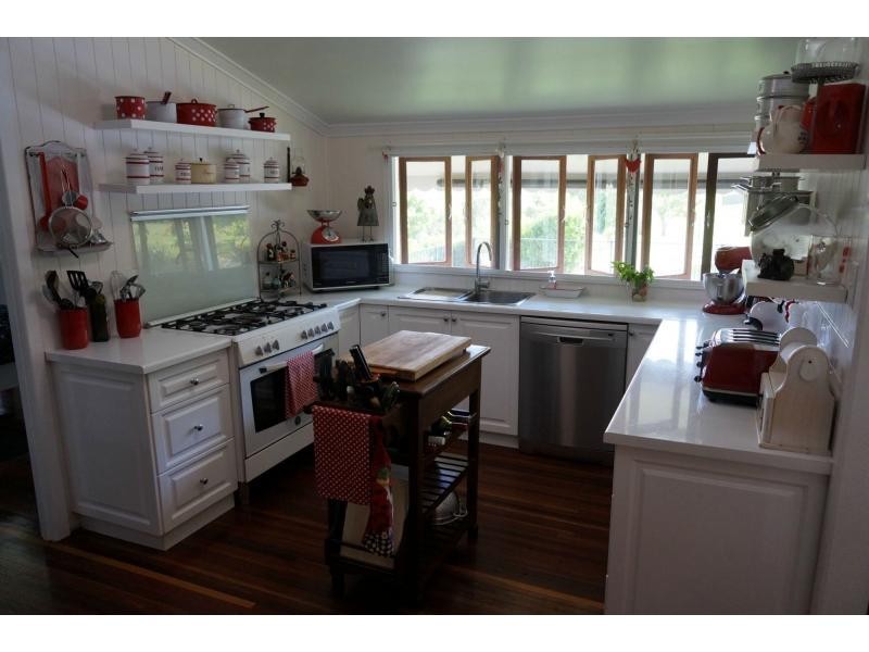 149 Thompson Road, Childers QLD 4660