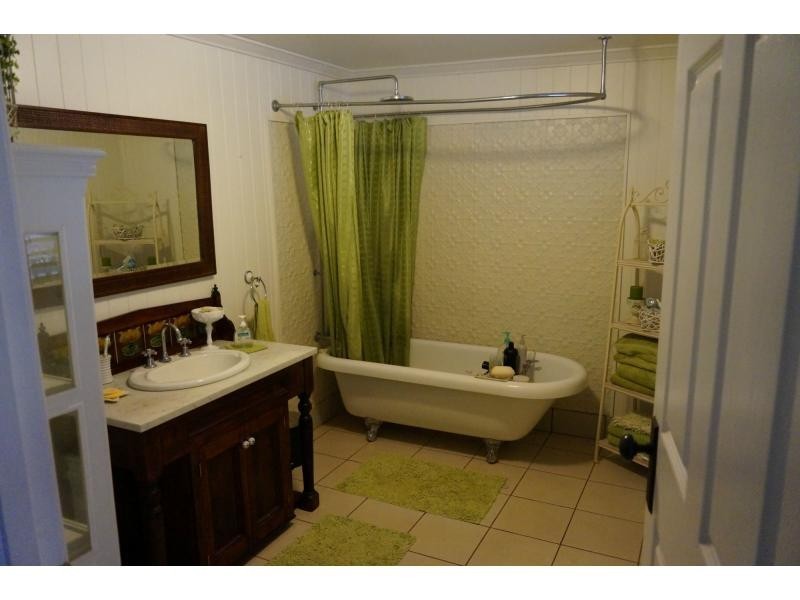 149 Thompson Road, Childers QLD 4660