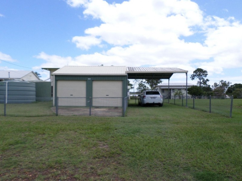 14 Travis Street, Buxton QLD 4660