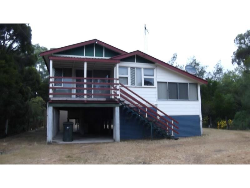 9 Charlton Street, Buxton QLD 4660