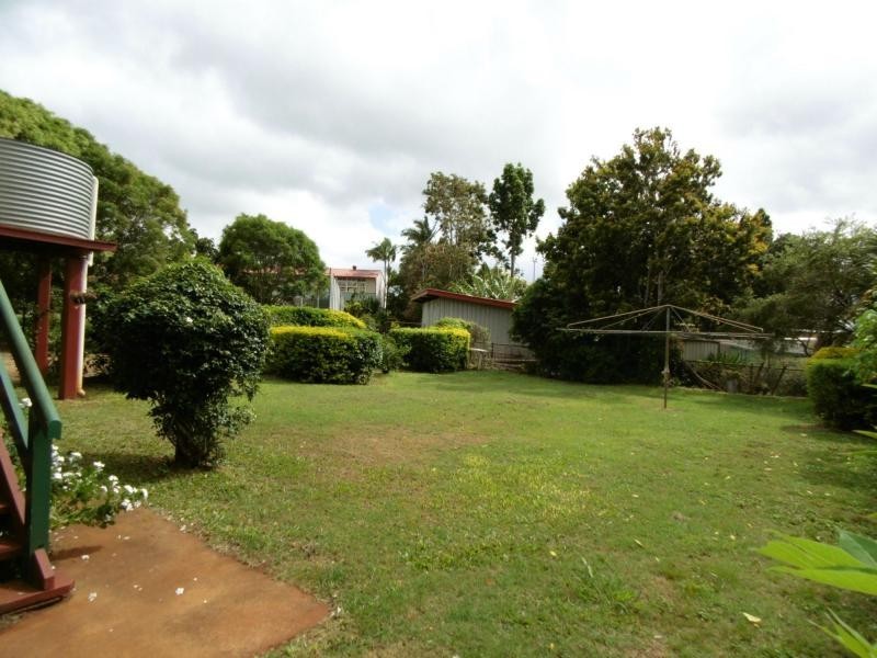 31 West Street, Childers QLD 4660