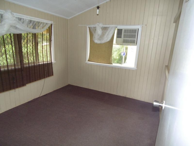 31 West Street, Childers QLD 4660