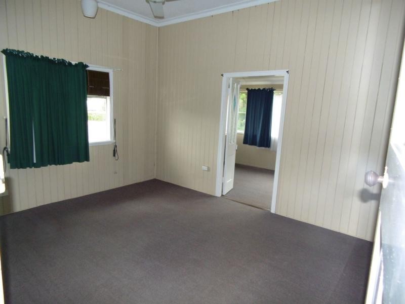 31 West Street, Childers QLD 4660