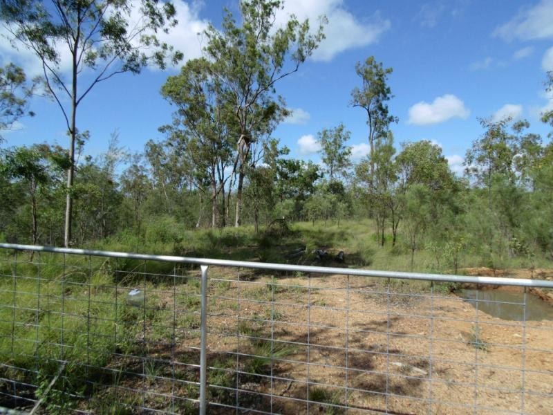 519 Railway Road, Booyal QLD 4671