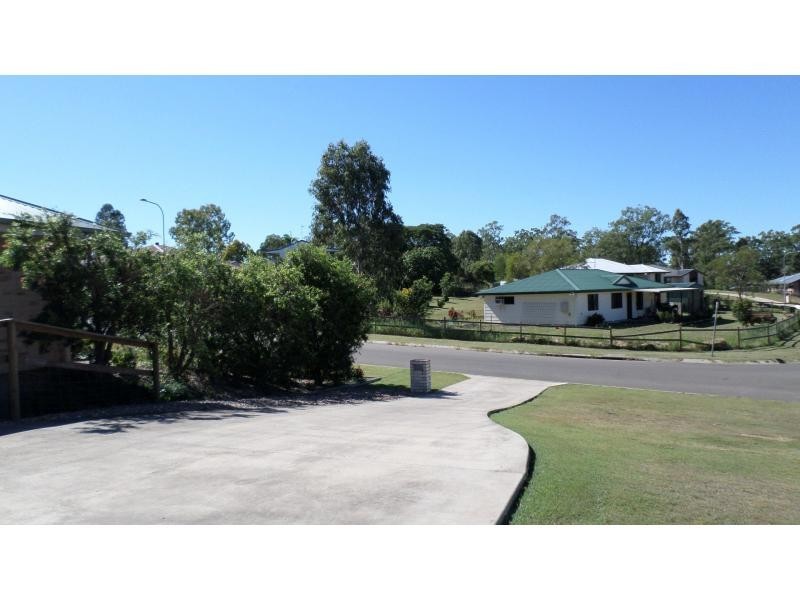 8 Cockatoo Court, Childers, Apple Tree Creek QLD 4660