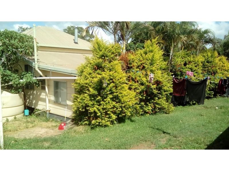 2 Cocking Street, Childers, Apple Tree Creek QLD 4660